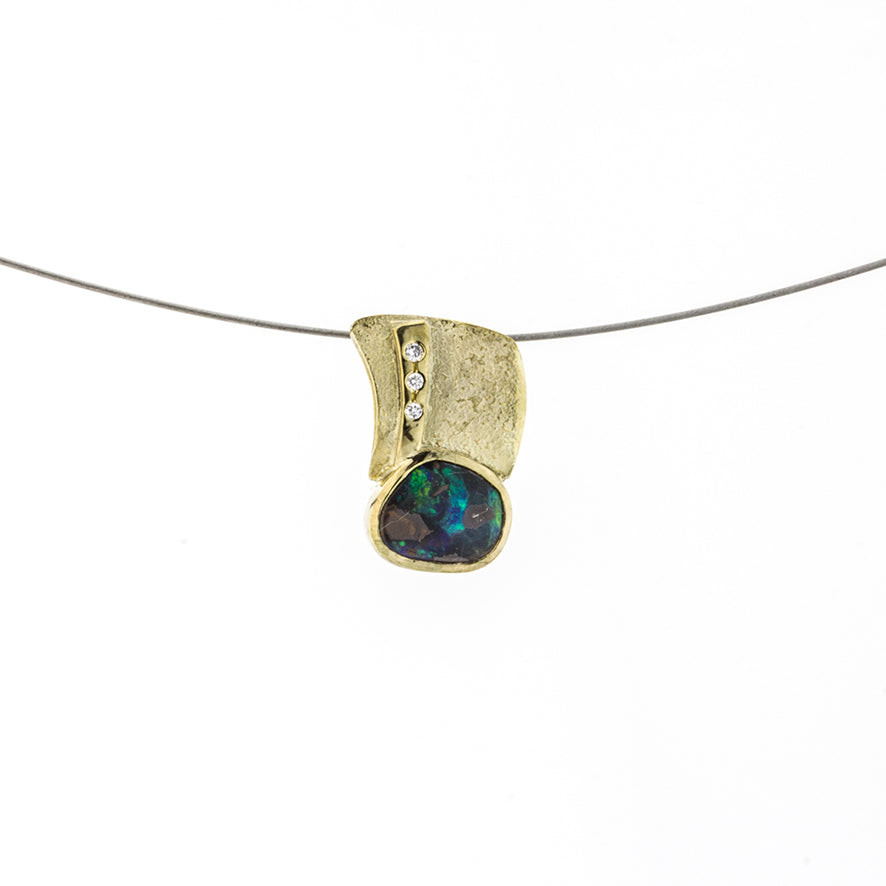 Anhänger 'Lava' | Boulderopal & Brillanten | 585 Gelbgold