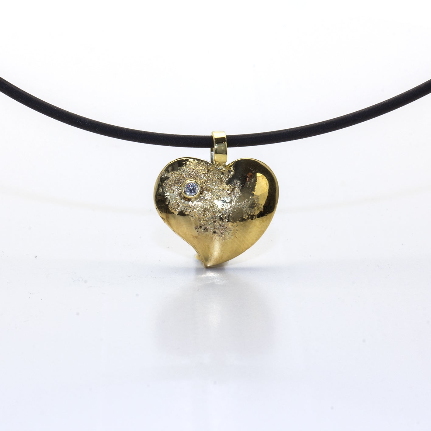 Herzanhänger aus Gelbgold mit Brillant