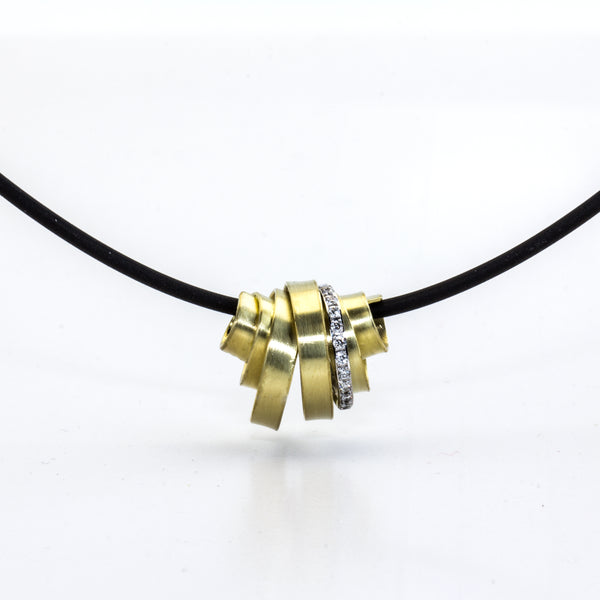 Wickelrolle aus Gelbgold mit Brillanten