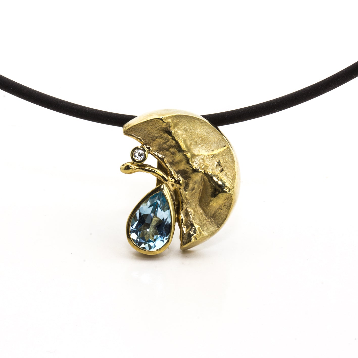 Anhänger 'Berge' | Aquamarin & Brillant | 585 Gelbgold