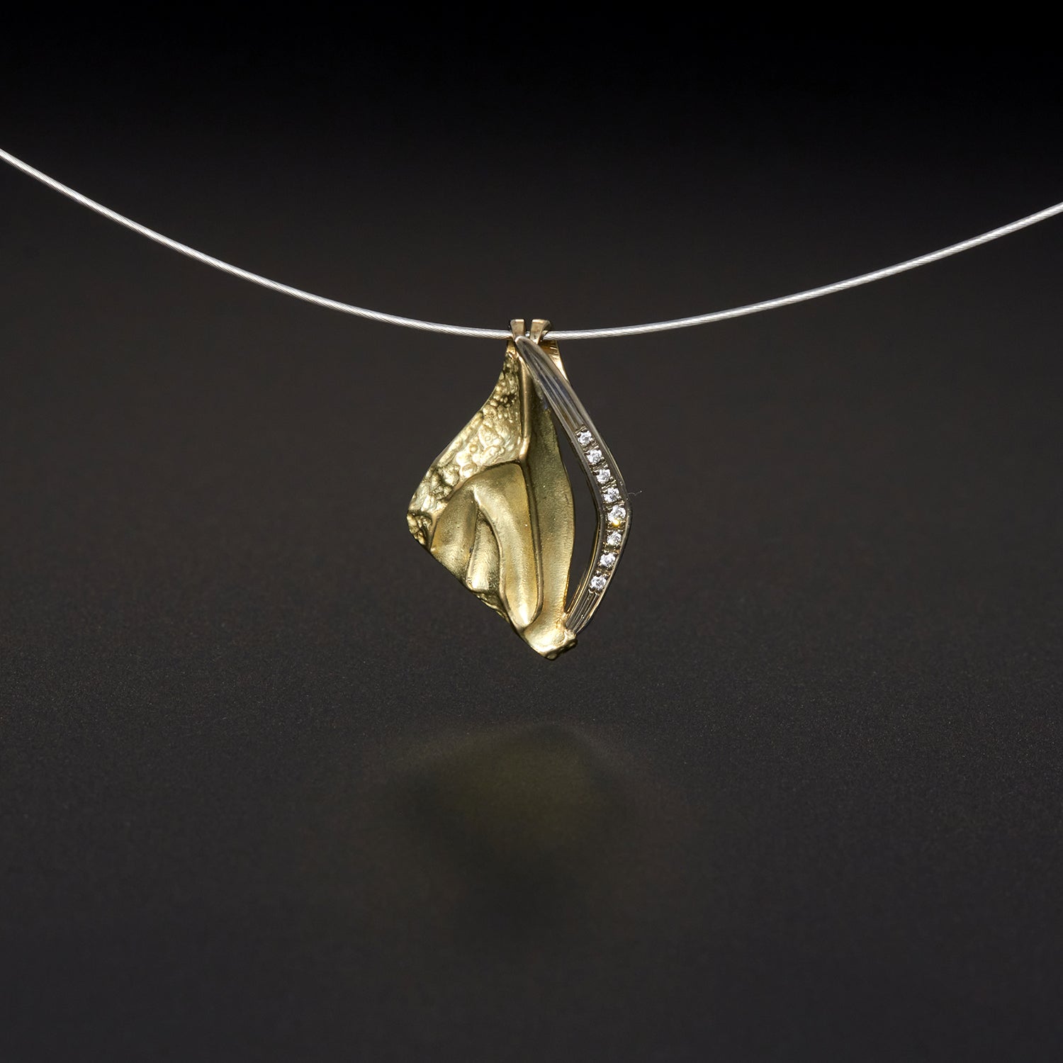 Anhänger aus Gelb- und Weißgold mit Brillanten