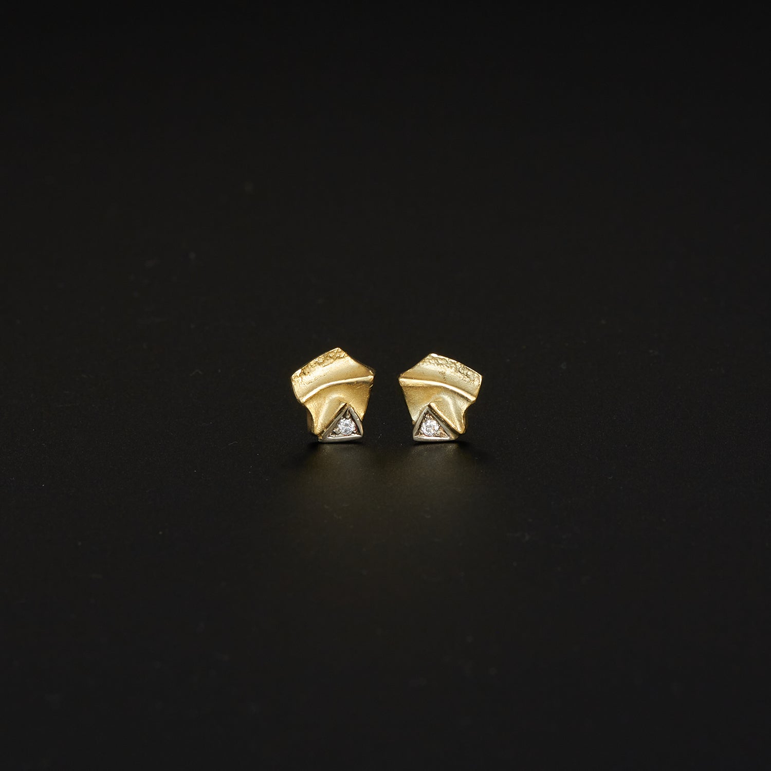 Ohrstecker aus Gelb- und Weißgold mit Brillanten