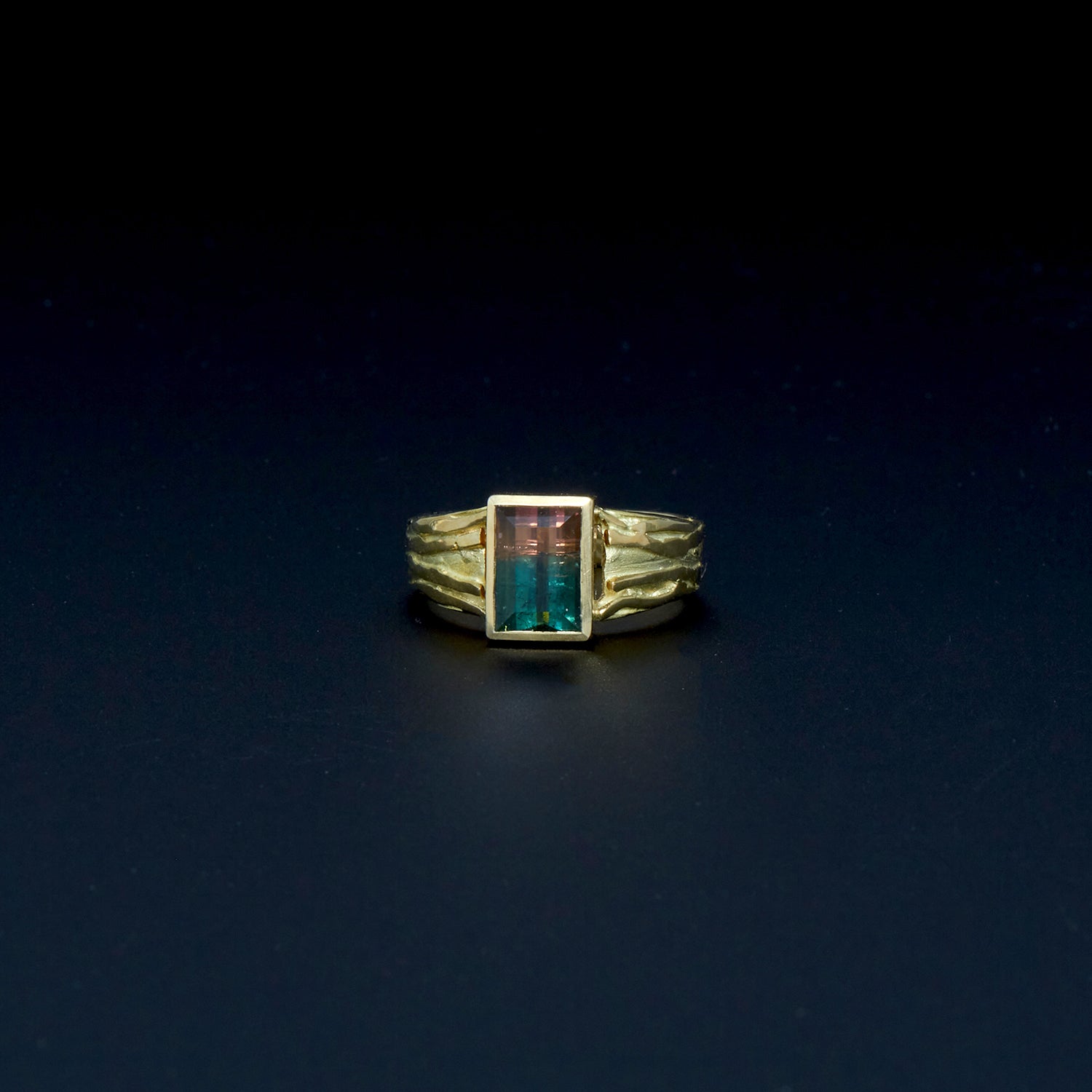 Ring | Zweifarbiger Turmalin | 585 Gelbgold