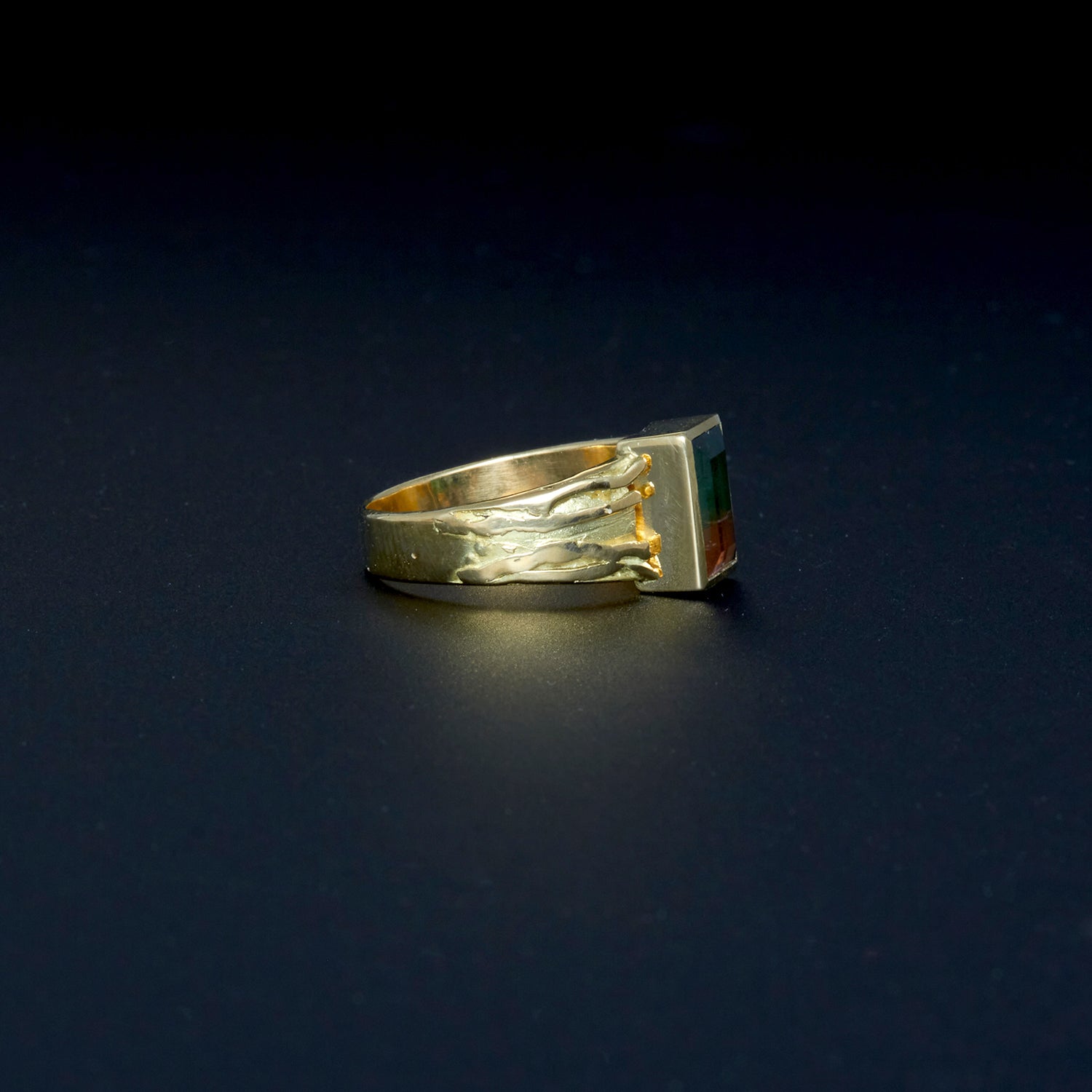 Ring | Zweifarbiger Turmalin | 585 Gelbgold