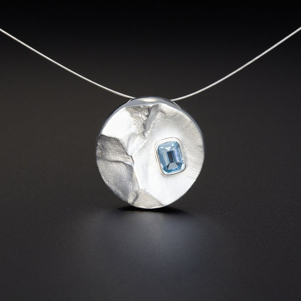 Anhänger 'Berge' aus Sterling Silber mit Topas