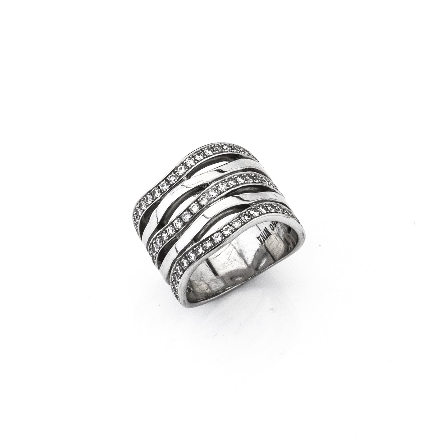 Ring 'Wellen' aus Weißgold mit Brillanten