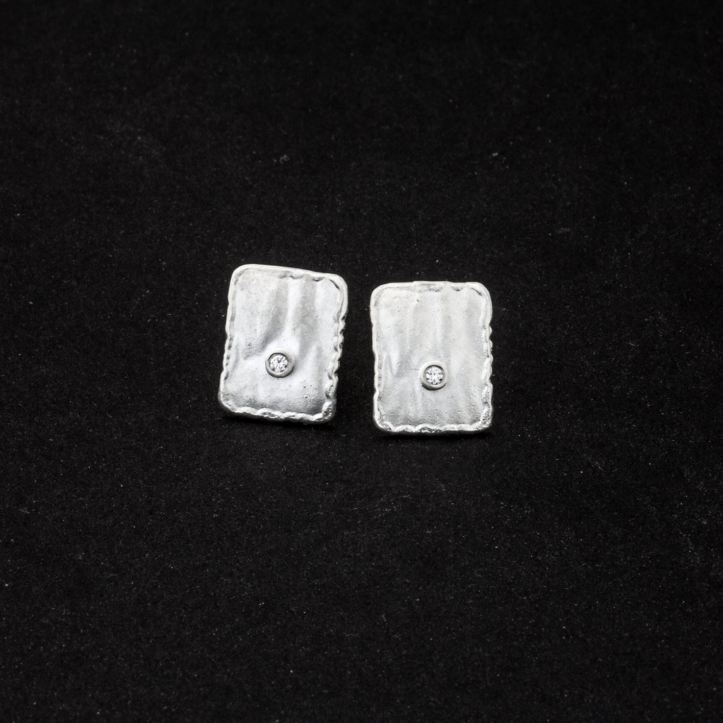 Ohrstecker 'Lava' aus Sterling Silber mit Brillant