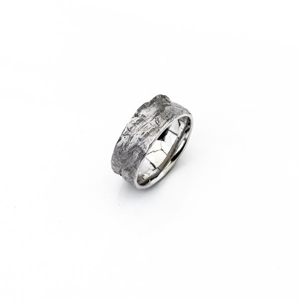 Ring 'Baumrinde' aus Weißgold
