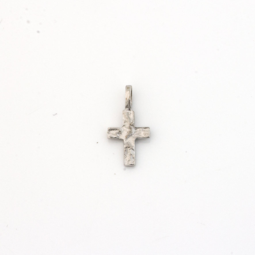 Kreuzanhänger 'Baumrinde' | 925 Sterlingsilber