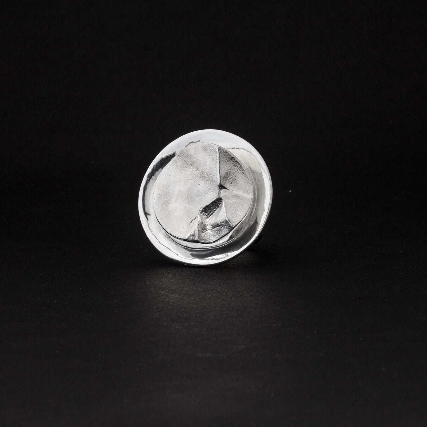 Ring 'Berge' mit Rand aus Sterling Silber