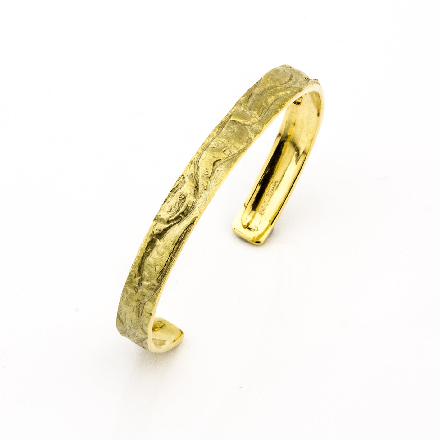 Armreif 'Baumrinde' | 585 Gelbgold