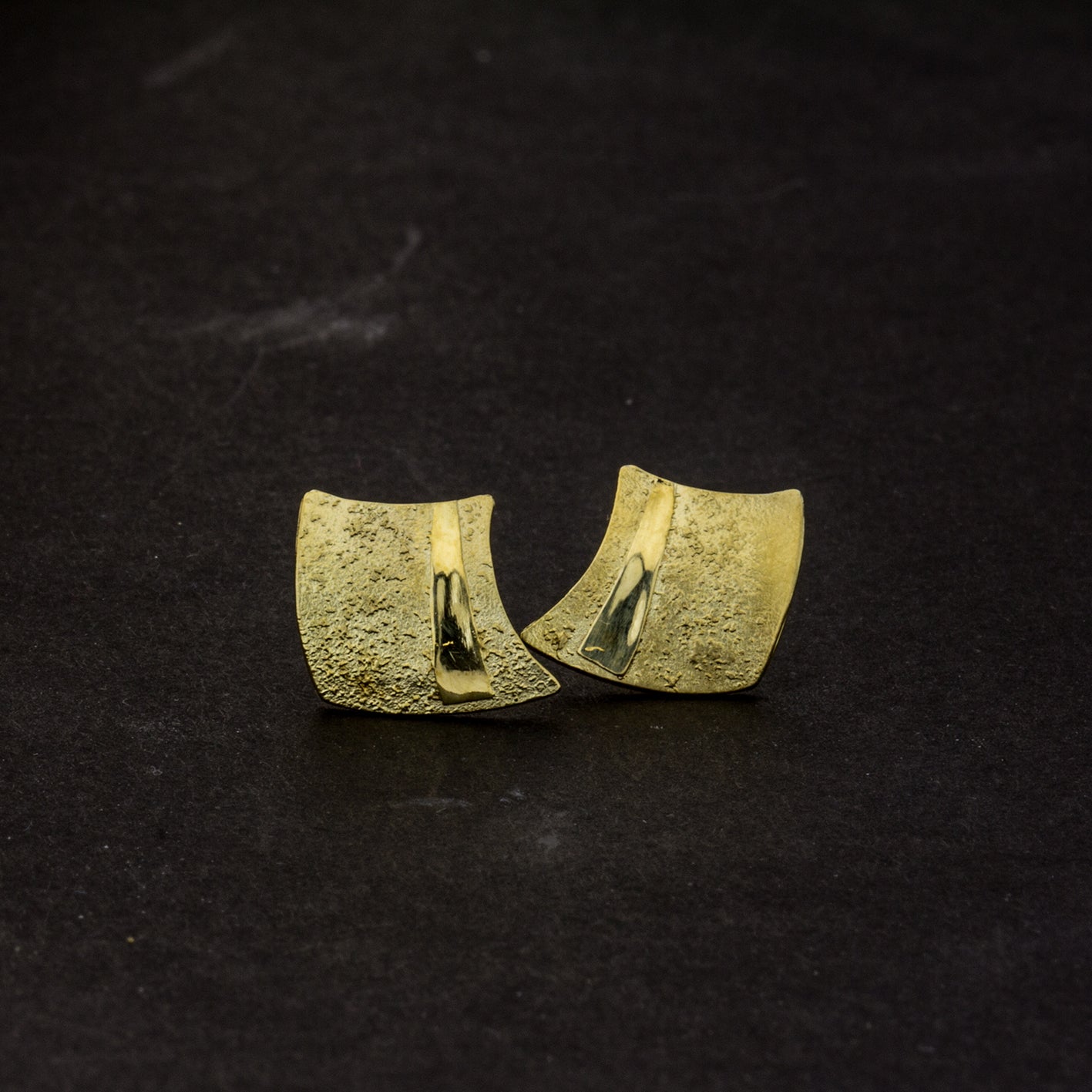 Ohrstecker aus Gelbgold