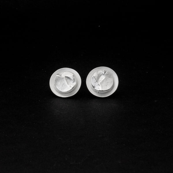 Ohrstecker 'Berge' mit Rand aus Sterling Silber