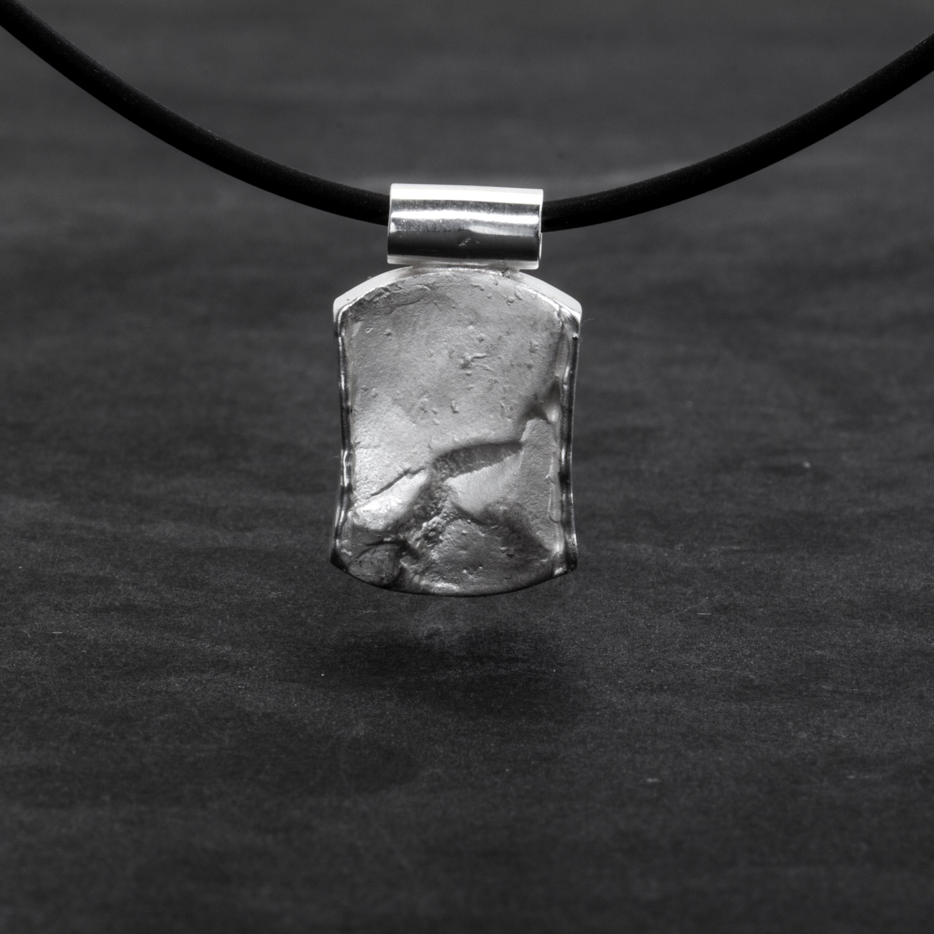 Anhänger 'Berge' aus Sterling Silber